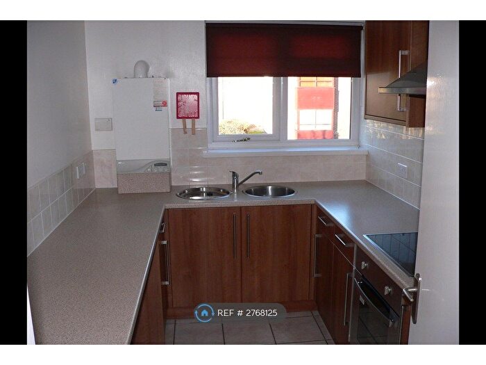 2 Bedroom Flat To Rent In Downhill, Sunderland, SR5