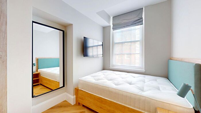 1 Bedroom Flat To Rent In Draycott Avenue, London, SW3