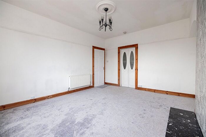 2 Bedroom Flat To Rent In E School Road, Aberdeen, AB24