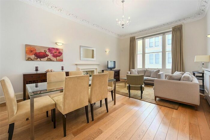2 Bedroom Flat To Rent In Ennismore Gardens, London, SW7