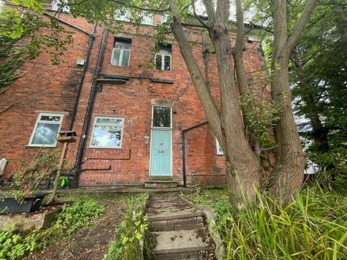 3 Bedroom Flat To Rent In Devonshire Place, Oxton, Wirral, CH43