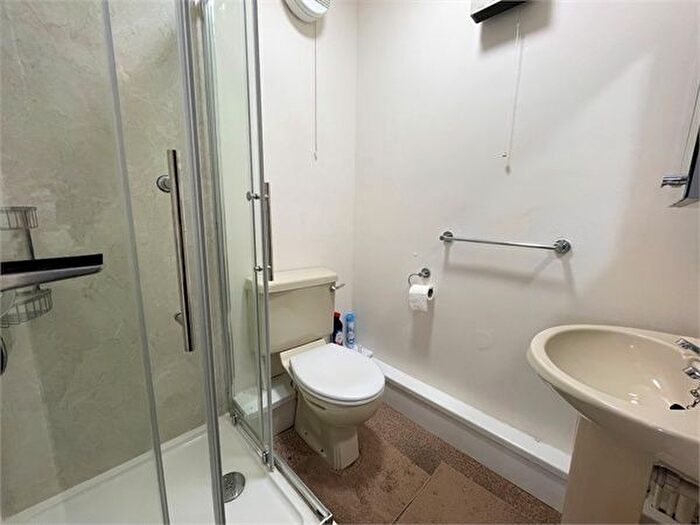 1 Bedroom Flat To Rent In Maes Y Gwernen Road, Cwmrhydyceirw, Swansea, SA6