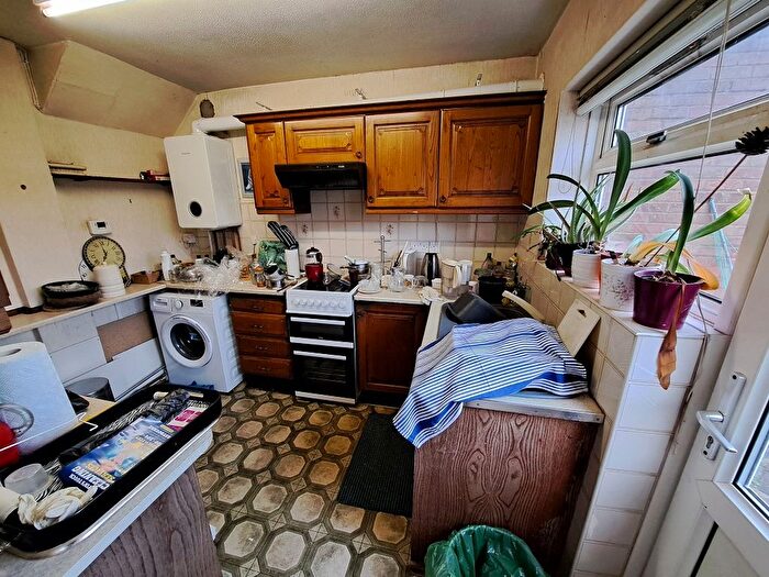 3 Bedroom Terraced House For Sale In Churchill Close, Summerdown, Eastbourne, BN20