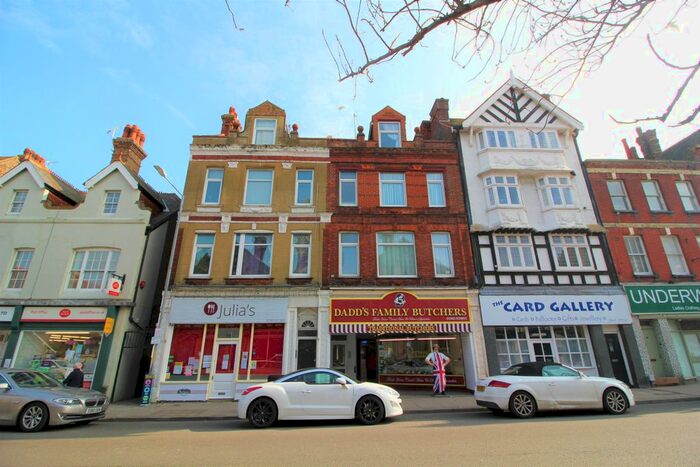 2 Bedroom Flat To Rent In St Mildreds Road, Westgate, Kent, CT8