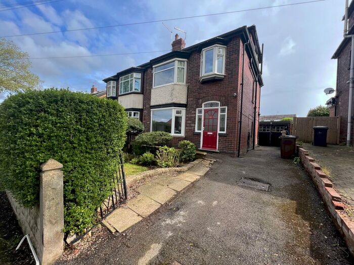 4 Bedroom Semi-Detached House To Rent In High Storrs Drive, High Storrs, S11