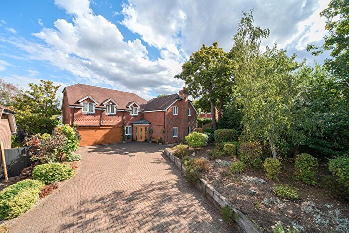 5 Bedroom Detached House For Sale In The Coppice, Bexley, Kent, DA5