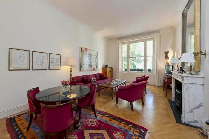 3 Bedroom Flat To Rent In Rutland Gate, London, SW7