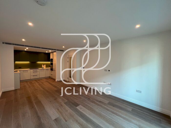 2 Bedroom Flat To Rent In Lockgate Road, London, SW6