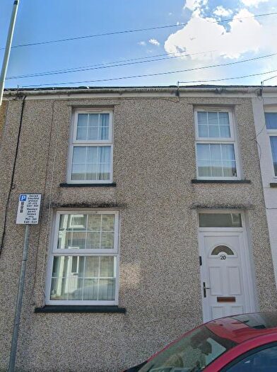 2 Bedroom Terraced House To Rent In Weatheral Street, Aberdare, CF44