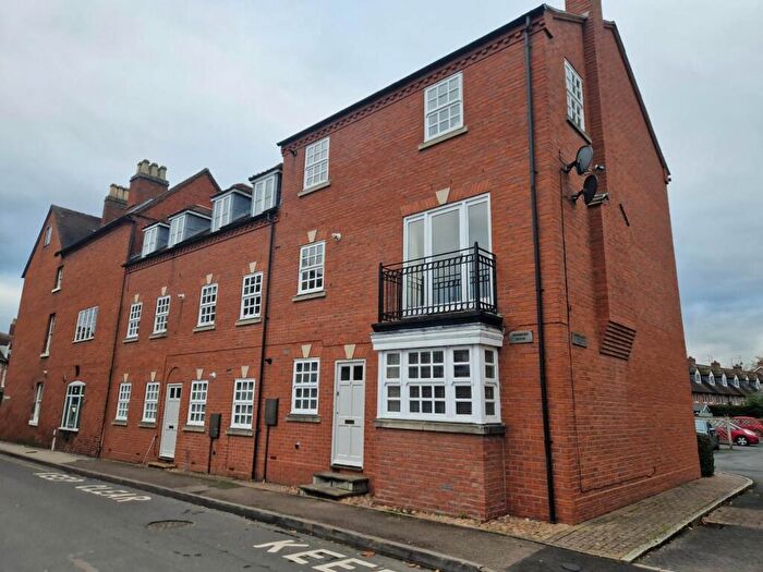 2 Bedroom Flat To Rent In Bleachfield Street, Alcester, Warwickshire, B49