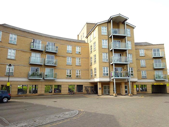 2 Bedroom Flat To Rent In North Station, CO3