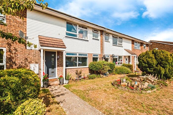 1 Bedroom Flat For Sale In Truleigh Road, Upper Beeding, West Sussex, BN44