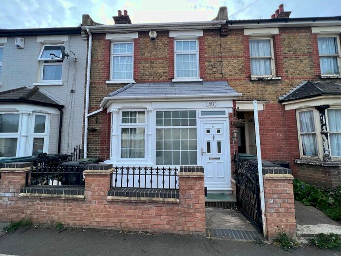 4 Bedroom Terraced House To Rent In St James's Avenue, Gravesend, DA11