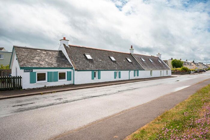 3 Bedroom Cottage For Sale In Stuarton, Ardersier, IV2