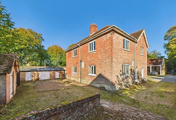 4 Bedroom Property For Sale In Shovers Green, Wadhurst, TN5