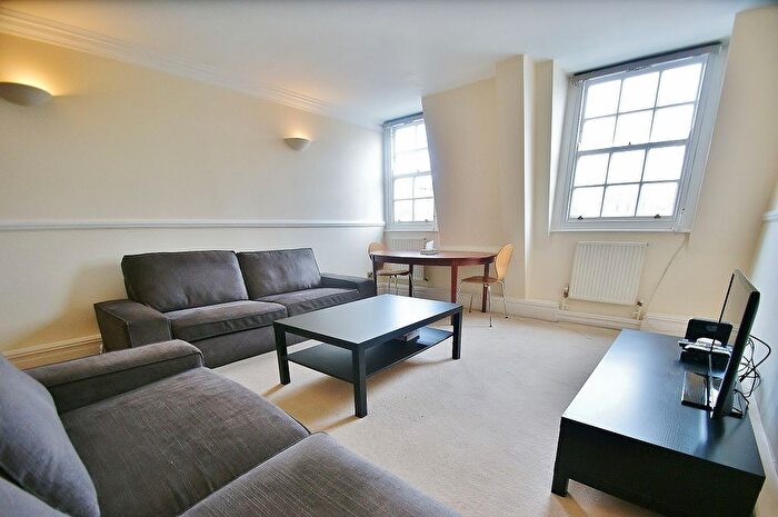 2 Bedroom Flat To Rent In Baker Street, W1U