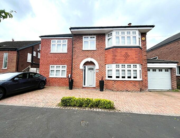 4 Bedroom Detached House To Rent In Ashbourne Road, Stockport, Greater Manchester, SK7