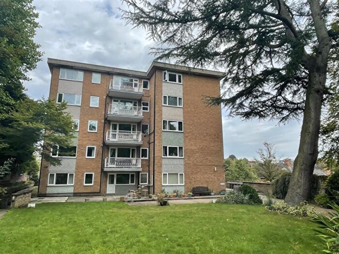 2 Bedroom Flat To Rent In £ Pppw Excl Bills - Cedar Lodge, Tunnel Road, The Park, Nottingham, NG7