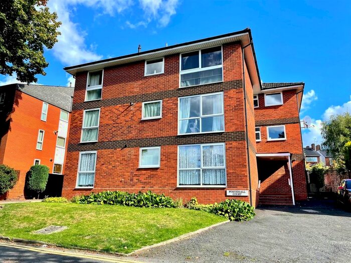 1 Bedroom Flat To Rent In Whitehall Drive, Halesowen, B63