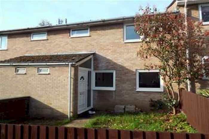 3 Bedroom House To Rent In Sheldrake Gardens, Lordswood, SO16