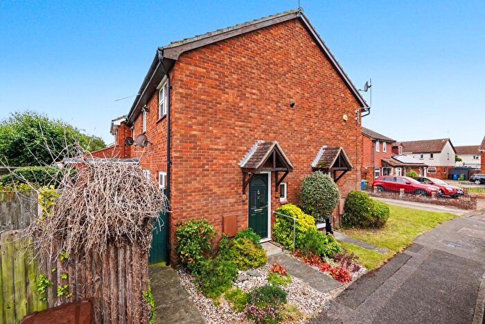 1 Bedroom End Of Terrace House For Sale In Whimbrel Close, Sittingbourne, Kent, ME10