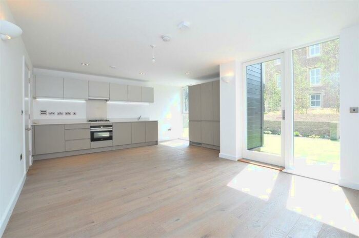 2 Bedroom House To Rent In The Academy, Woolwich, SE18