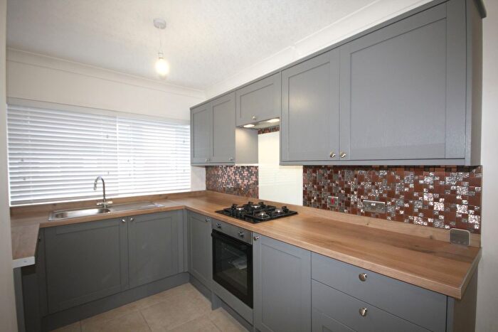 2 Bedroom Flat To Rent In Latimer Road, Eastbourne, BN22