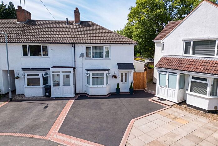 3 Bedroom End Of Terrace House For Sale In Chells Grove, Billesley, B13