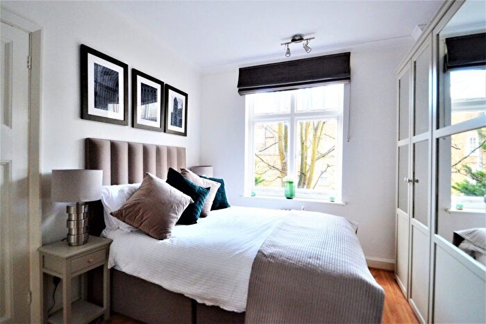1 Bedroom Flat To Rent In One Bedroom Apartment, St Johns Wood, NW8