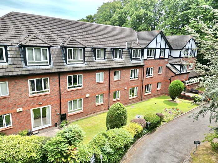 1 Bedroom Apartment For Sale In Hattonfold, Brooklands Road, Brooklands, Manchester, M33