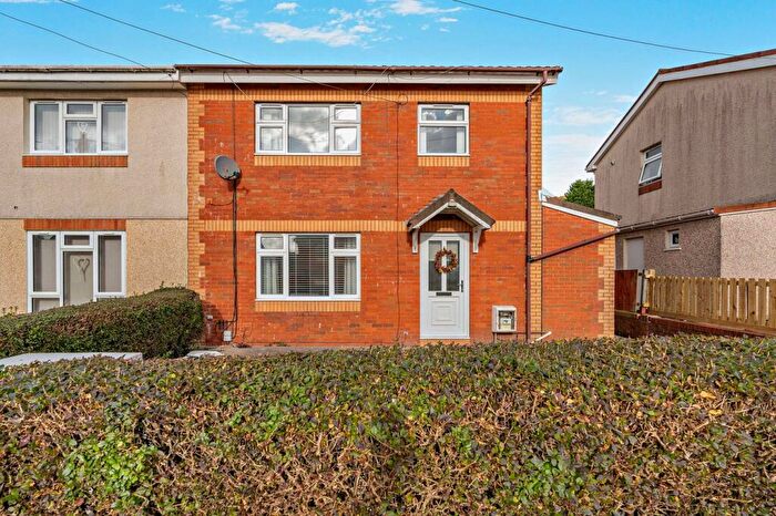3 Bedroom Semi Detached House For Sale In Elm Street, Pontypridd, CF37