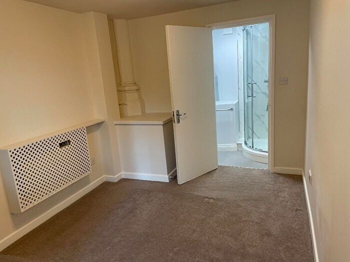 1 Bedroom Flat To Rent In Ashwell Street, Leicester, Leicestershire, LE1