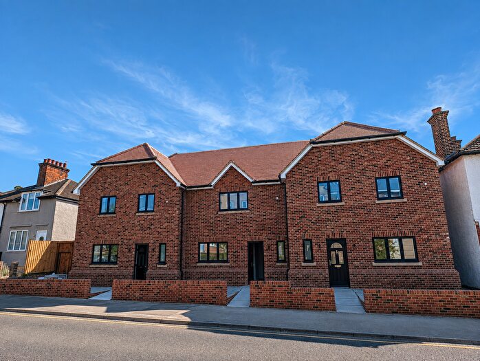3 Bedroom End Of Terrace House To Rent In Stanstead Road, Hertford, SG13