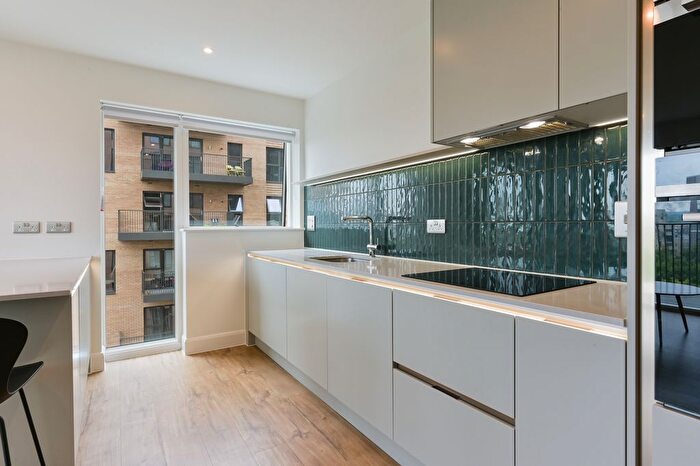 3 Bedroom Flat To Rent In Uncle Colindale, Aerial Square, London, NW9