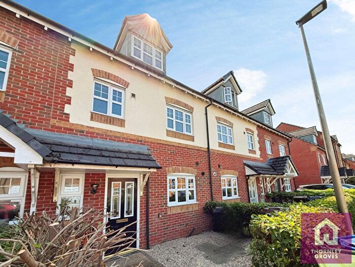 4 Bedroom Terraced House To Rent In Appleton Grove, Wigan, Greater Manchester, WN3
