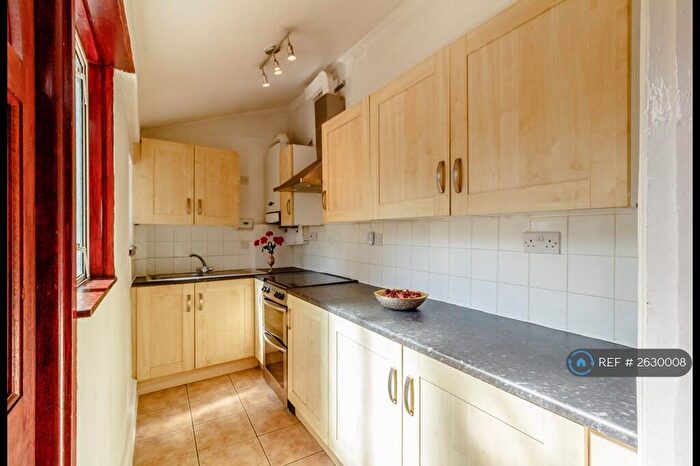 4 Bedroom Terraced House To Rent In Landseer Road, N19