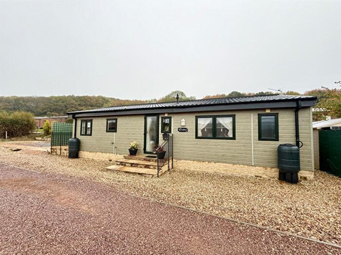 2 Bedroom Park Home For Sale In Little London, Longhope, GL17