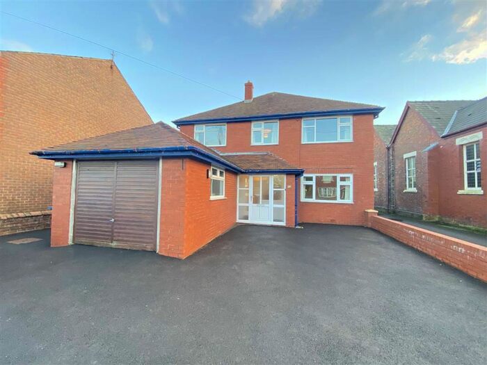 5 Bedroom Detached House To Rent In Chapel Lane, Banks, Southport PR9