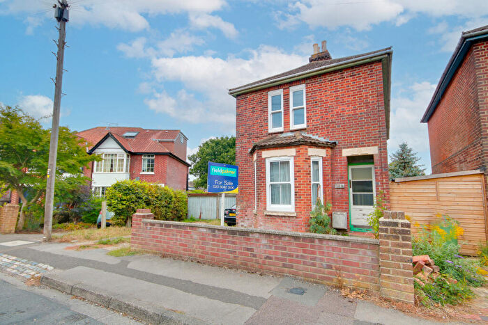 3 Bedroom Detached House For Sale In Bitterne Park! No Forward Chain! Potential To Improve!, SO18