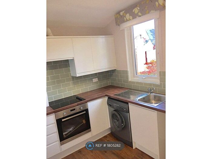 1 Bedroom Flat To Rent In Lovat Road, Preston, PR1