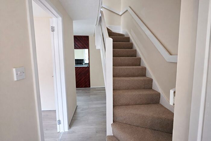 3 Bedroom Terraced House To Rent In Linton Gardens, London, E6