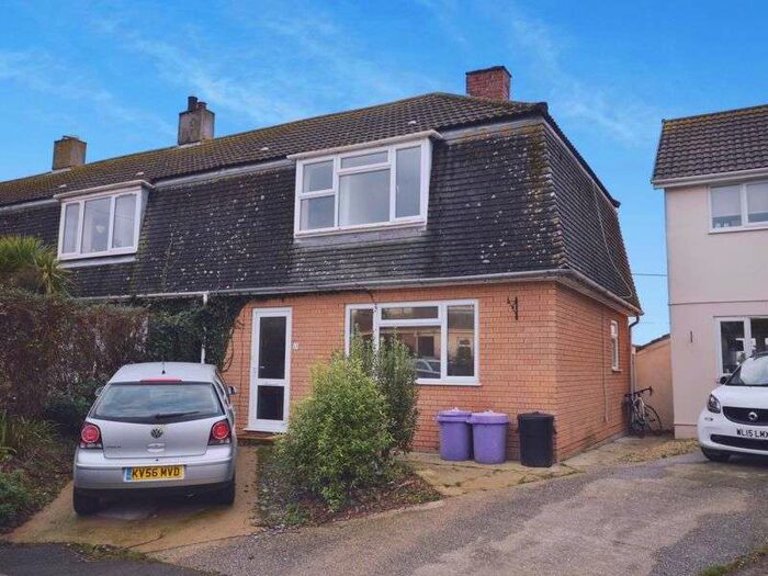 3 Bedroom Property For Sale In Crown Crescent, Newquay, TR8