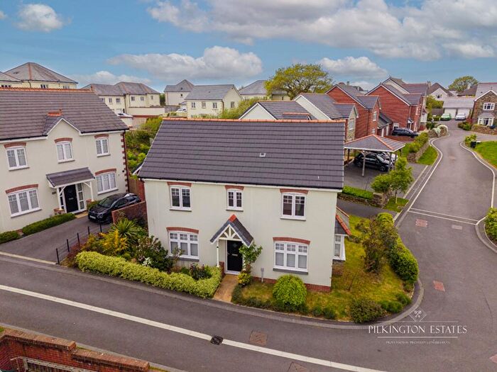 3 Bedroom Detached House For Sale In Yellowmead Tor Close, Tavistock, Devon, PL19