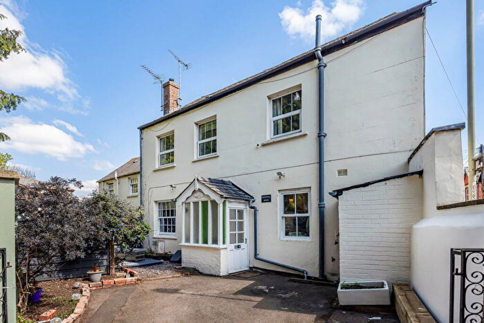 3 Bedroom Cottage For Sale In Millbrook Street, Cheltenham, GL50