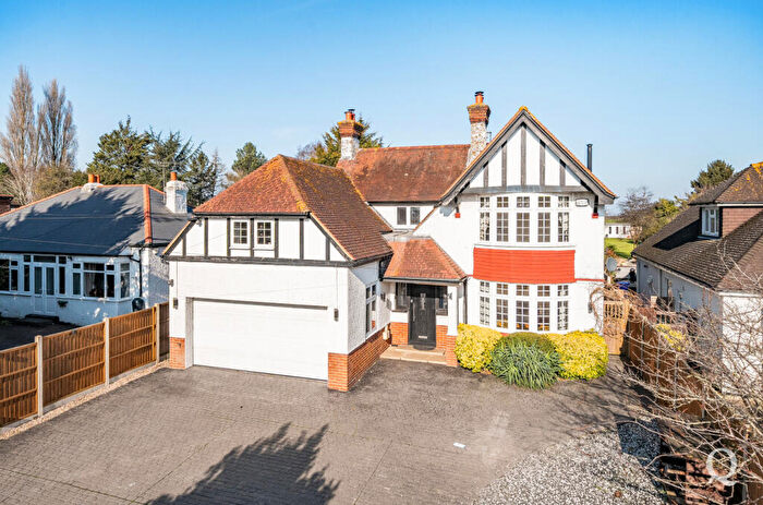 5 Bedroom Detached House For Sale In London Road, Newington, Sittingbourne, ME9