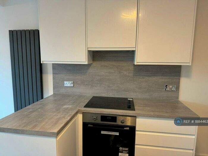 2 Bedroom Flat To Rent In The Chase, Stanmore, HA7