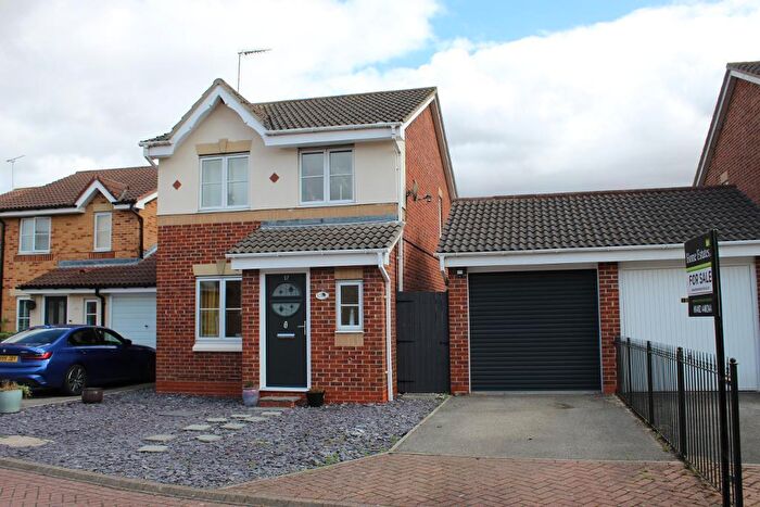 3 Bedroom Detached House For Sale In Farthing Drive, Kingswood, Hull, HU7