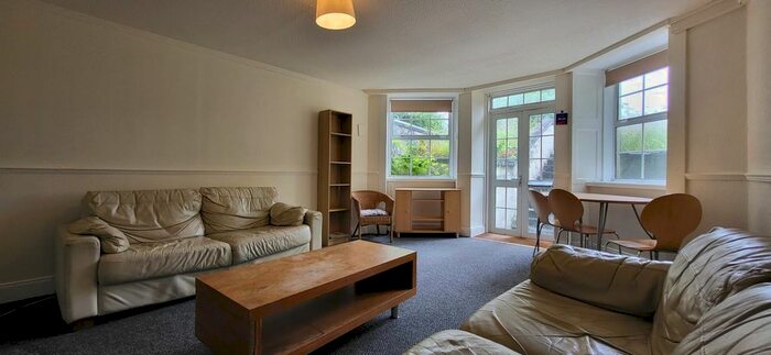 3 Bedroom Flat To Rent In Laurel Bank, Dundee, DD3