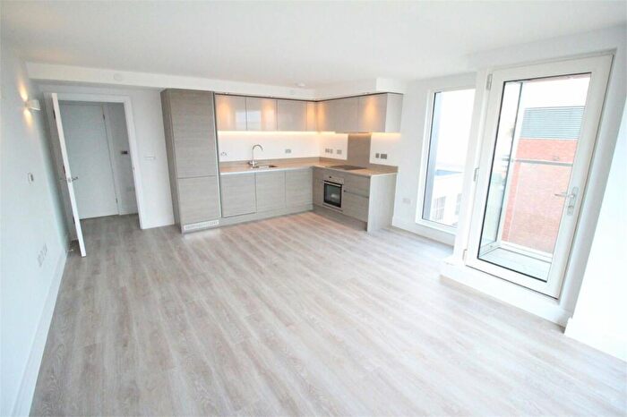 2 Bedroom Apartment To Rent In Station Road, Edgware, HA8