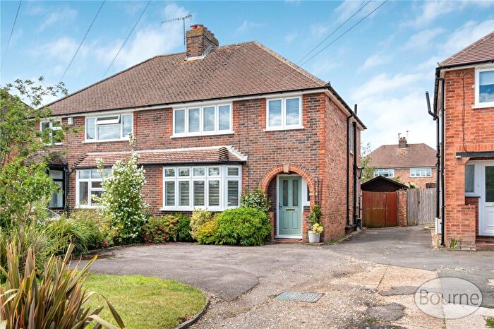 3 Bedroom House For Sale In Rydes Hill Road, Guildford, Surrey, GU2